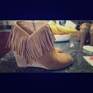 Fringe leather booties Lucky